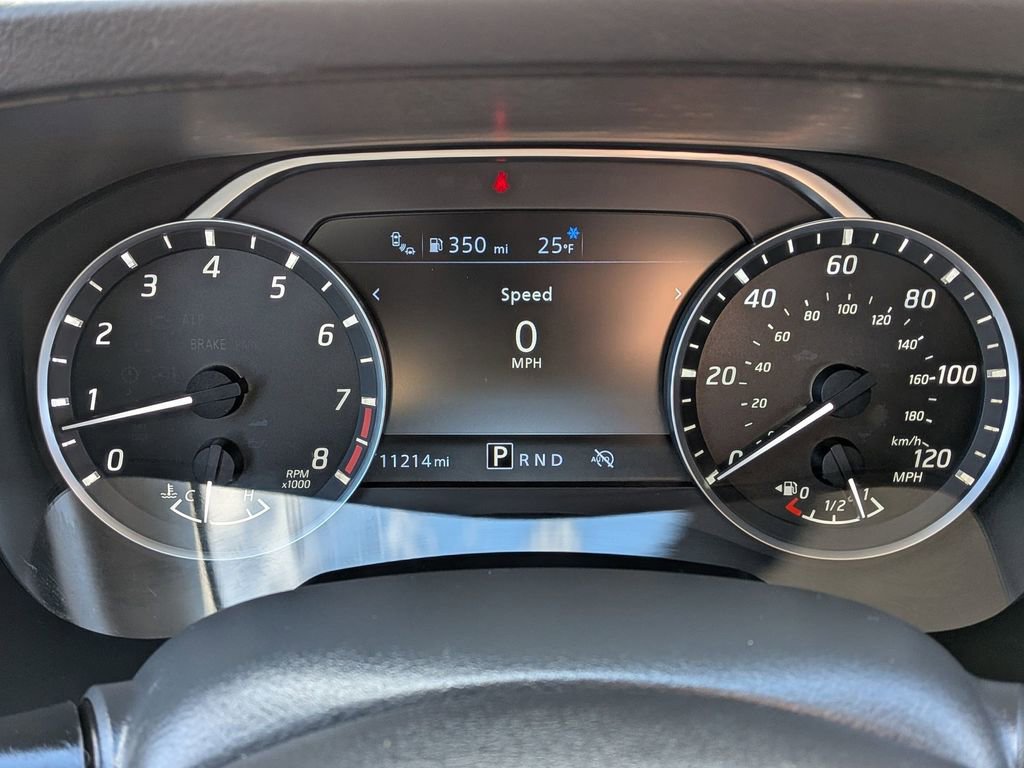 Used 2025 Nissan Frontier SV image 12