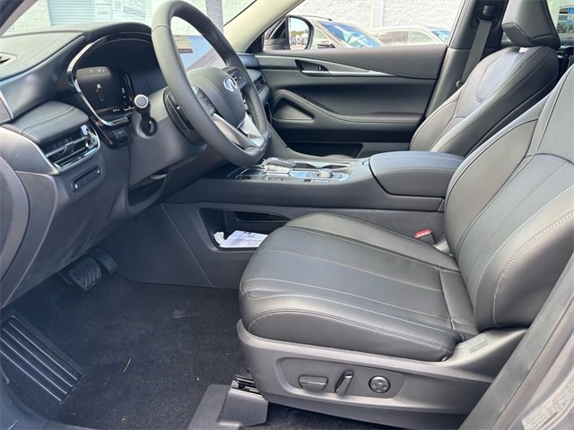 New 2026 INFINITI QX60 Pure w/ Family Package image 11