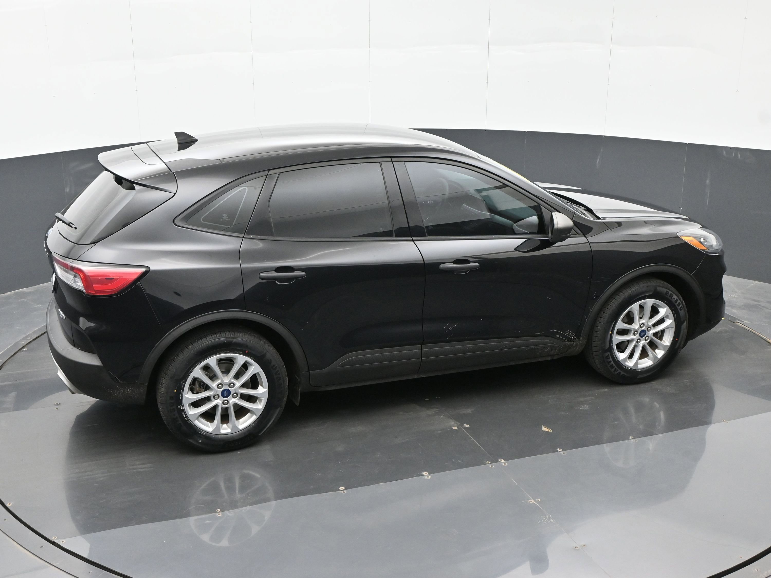 Used 2021 Ford Escape S image 31