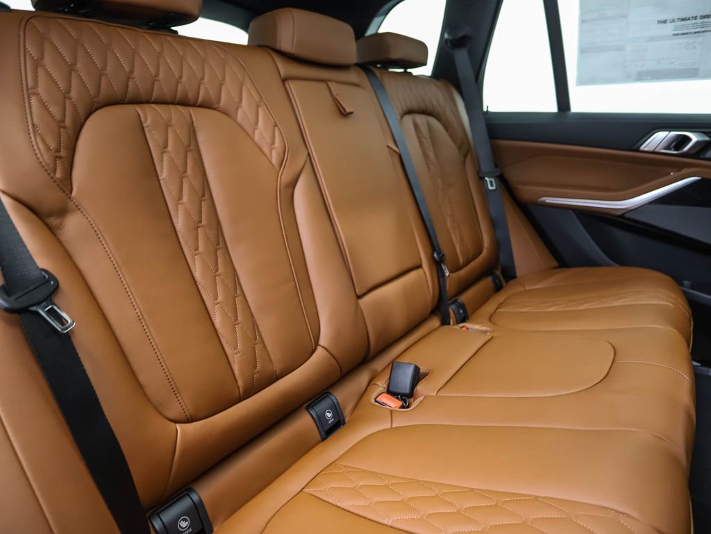 New 2026 BMW X5 xDrive40i w/ M Sport Package image 27