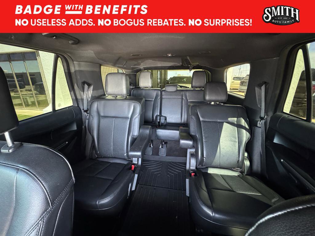 Used 2020 Ford Expedition XLT w/ Equipment Group 202A AWD/4WD image 15