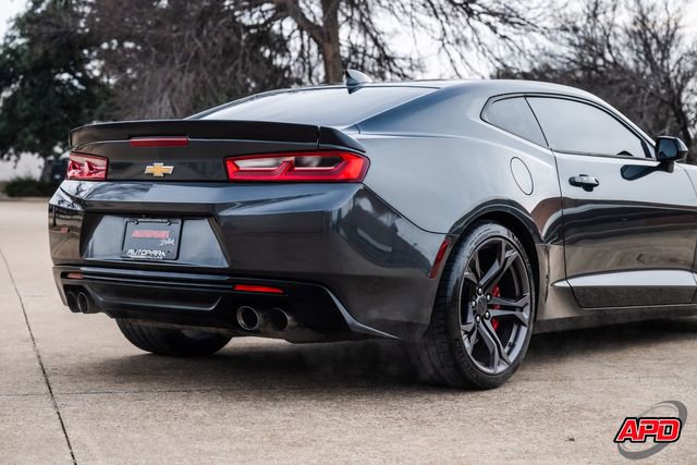 Used 2018 Chevrolet Camaro SS image 61