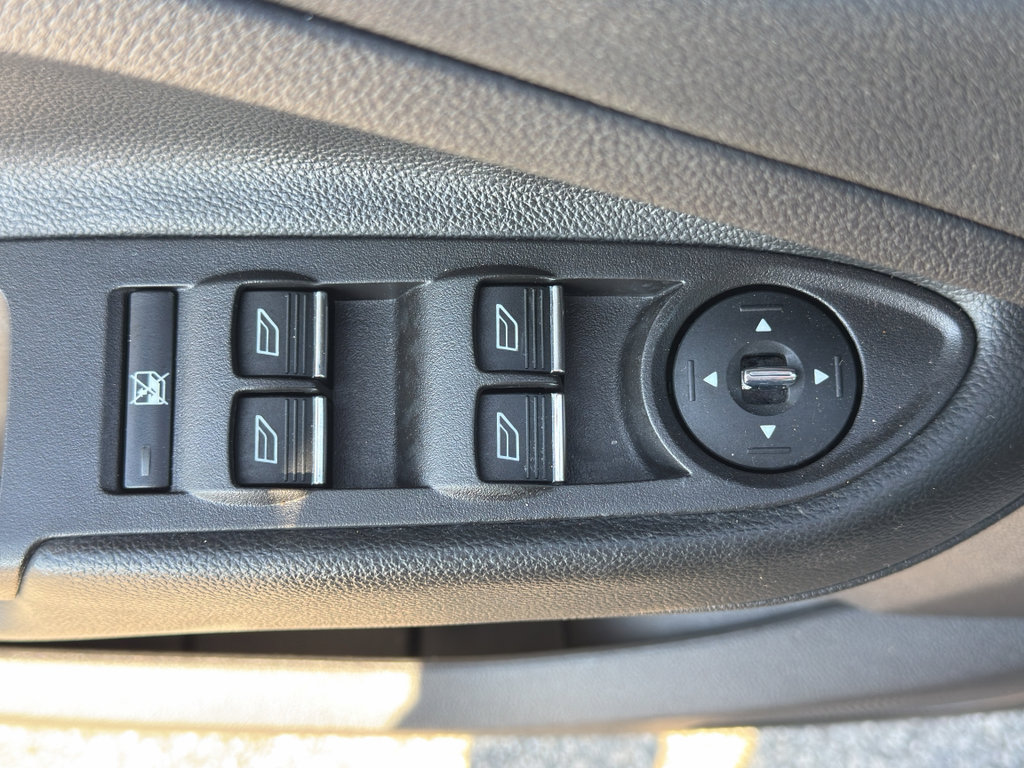 Used 2016 Ford C-MAX SE w/ Equipment Group 201A image 12