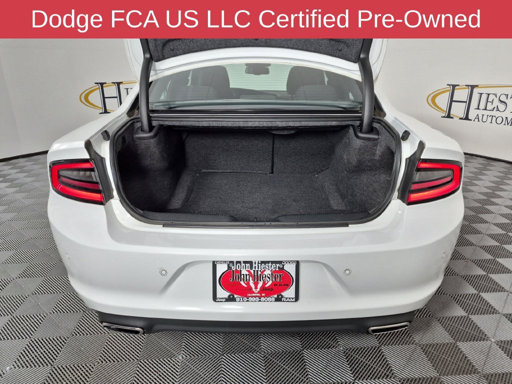Certified 2022 Dodge Charger SXT AWD/4WD image 33
