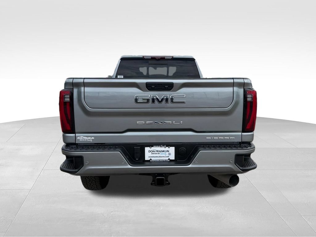 Used 2024 GMC Sierra 2500 Denali Ultimate AWD/4WD image 4