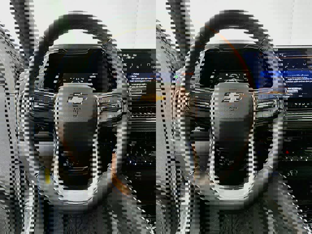 Used 2023 Chevrolet Colorado LT w/ LT Convenience Package image 16