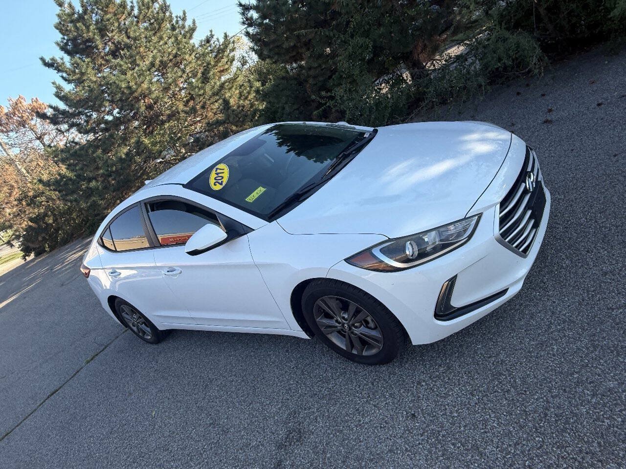 Used 2017 Hyundai Elantra SE w/ SE A/T Tech Package 03 FWD image 5