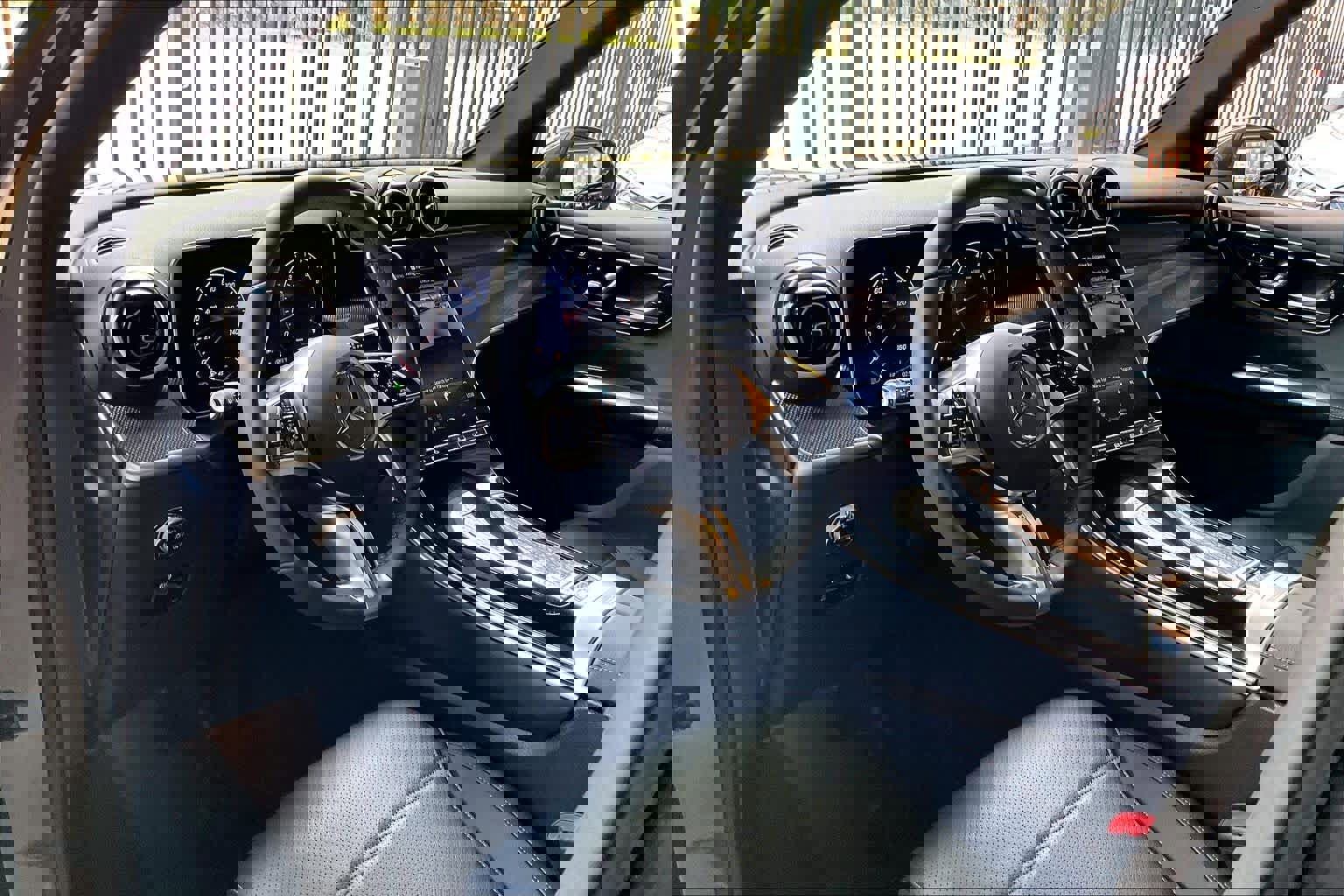 Used 2026 Mercedes-Benz GLC 300 image 17