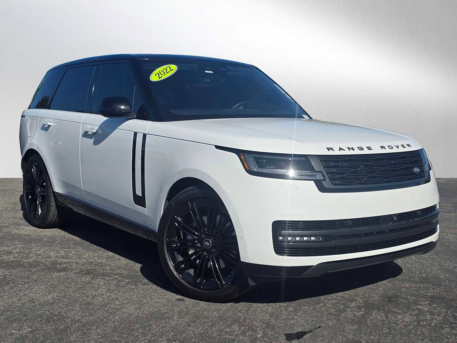 Used 2022 Land Rover Range Rover SE