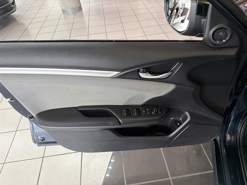 Used 2018 Honda Civic EX-T image 19