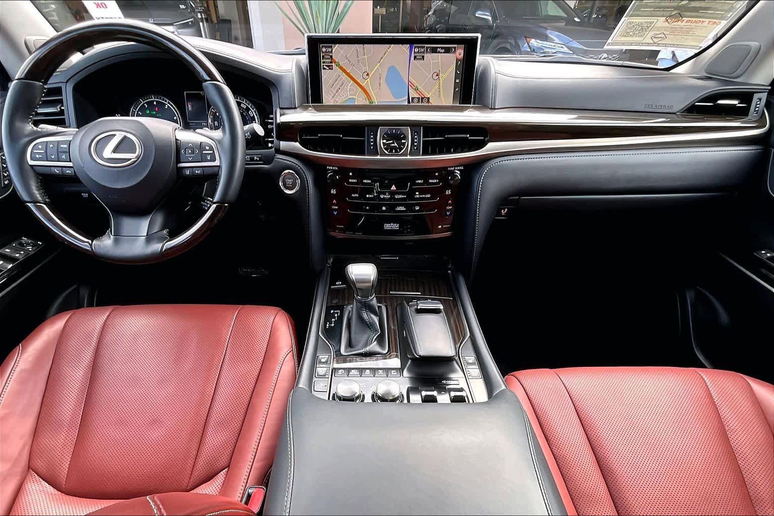 Used 2016 Lexus LX 570 4WD w/ Luxury Package image 14