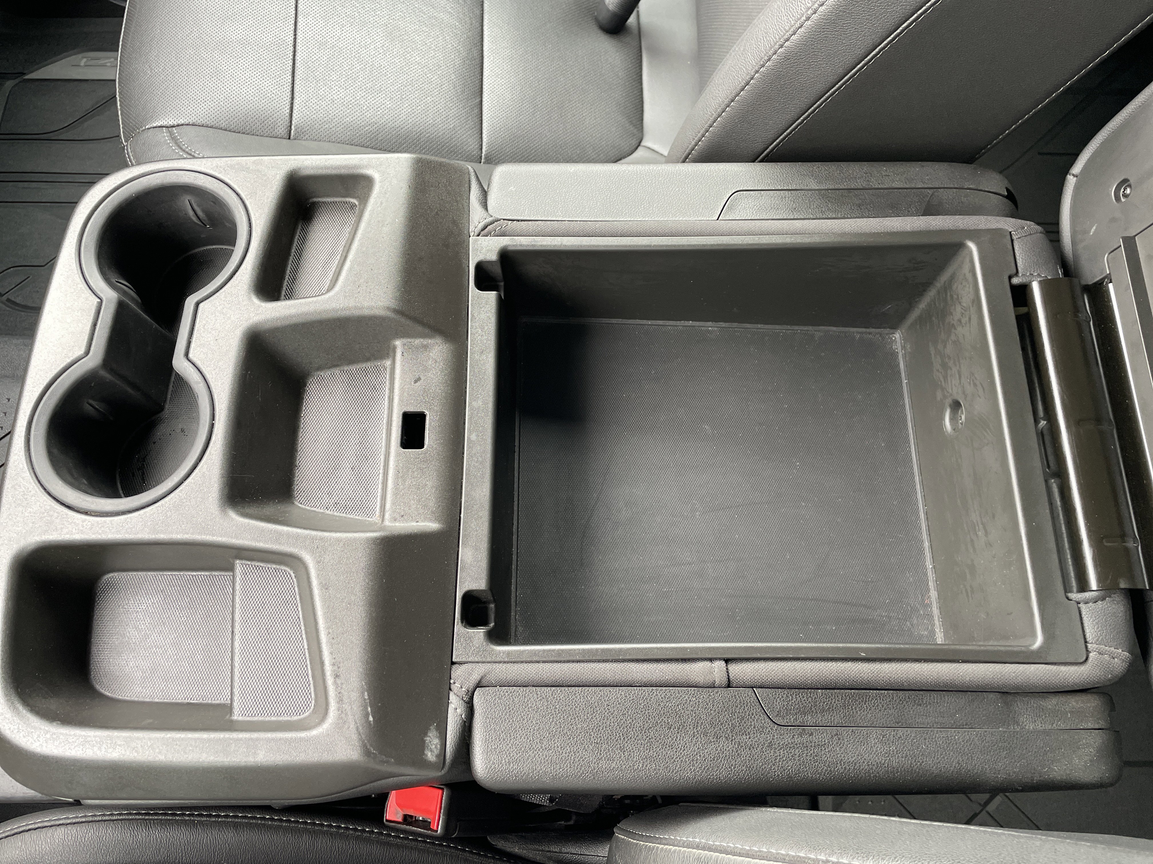 Used 2019 Chevrolet Silverado 1500 LTZ image 33