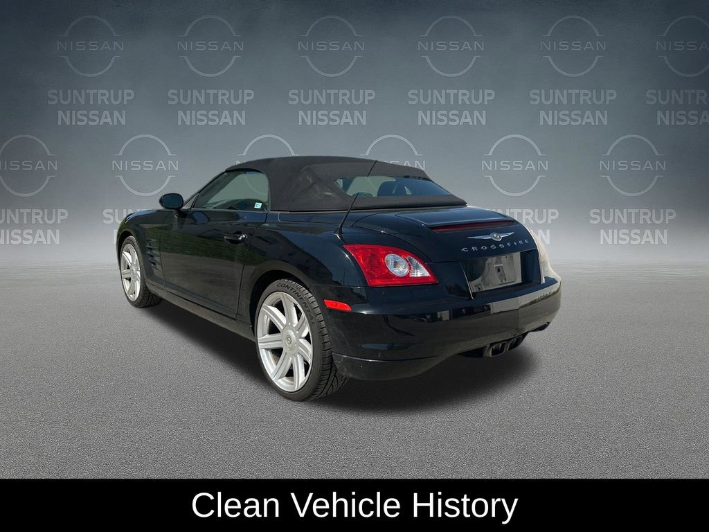 Used 2005 Chrysler Crossfire Convertible image 3