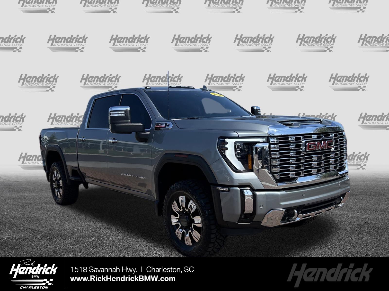 Used 2024 GMC Sierra 2500 Denali w/ Denali Reserve Package image 1