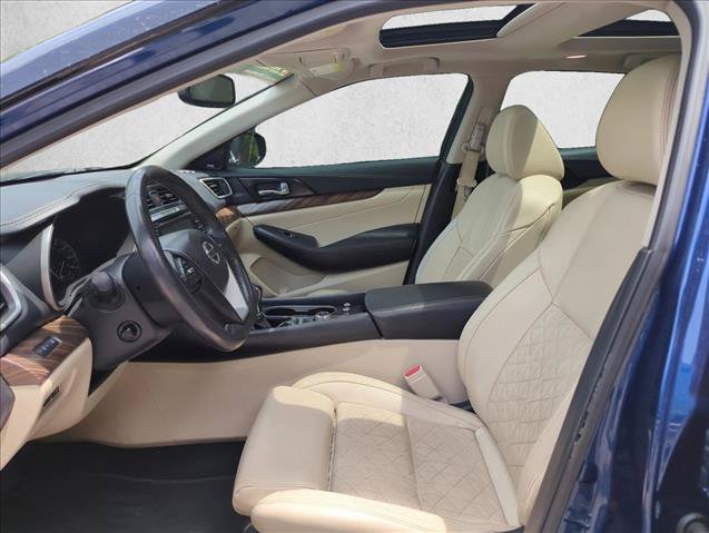 Used 2017 Nissan Maxima Platinum FWD image 16