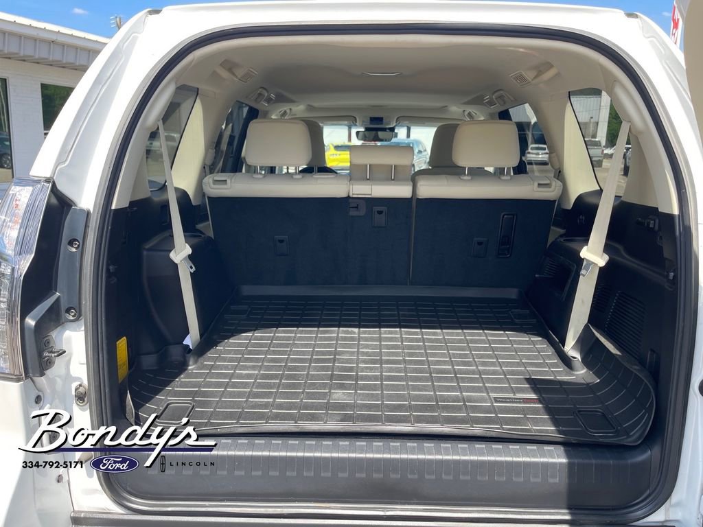Used 2021 Lexus GX 460 Premium w/ Premium Package image 14