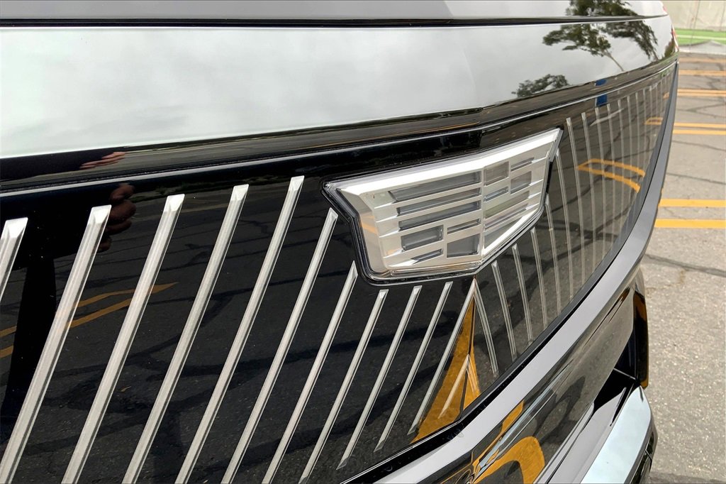 New 2026 Cadillac Escalade IQ Sport 2 w/ LPO, ONYX Package image 37