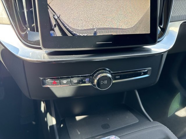 New 2026 Volvo XC90 B6 Ultra w/ Lounge Package image 18