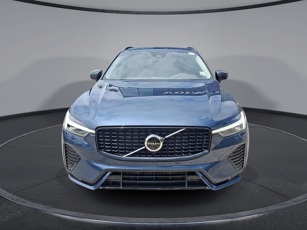 Certified 2024 Volvo XC60 B5 Plus w/ Protection Package Premier AWD/4WD image 35