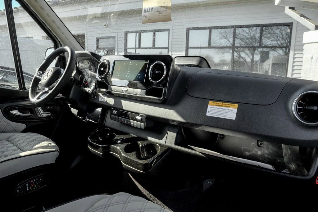 New 2026 Mercedes-Benz Sprinter 3500 image 31