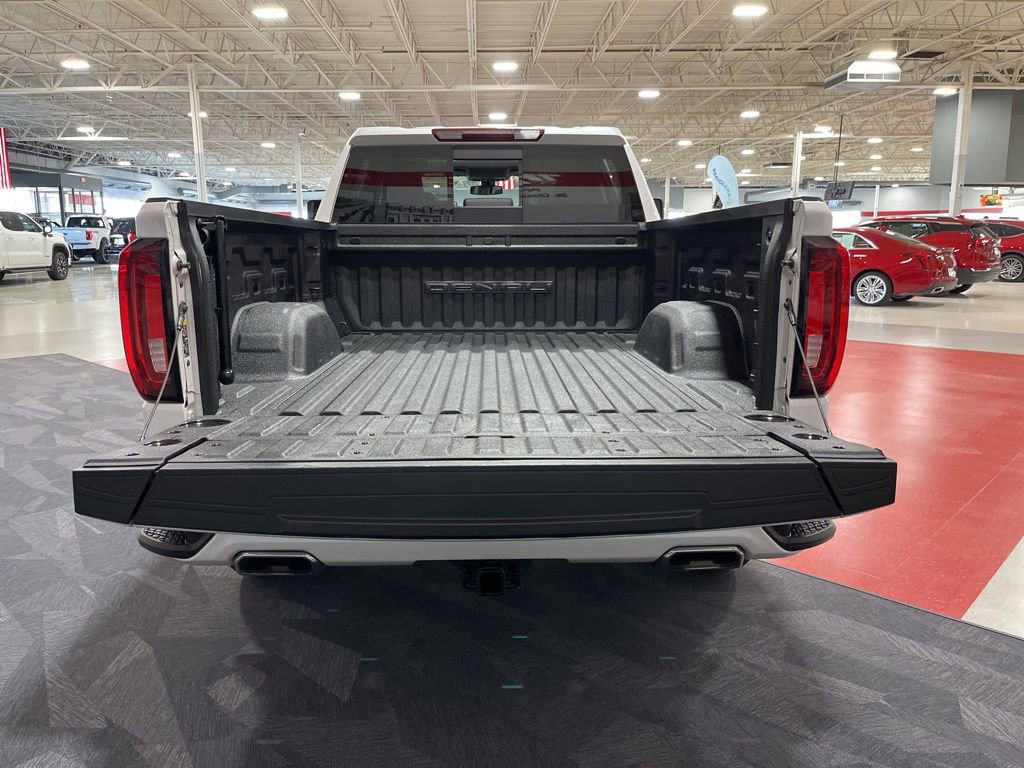 Certified 2022 GMC Sierra 1500 Denali w/ Driver Alert Package II image 13
