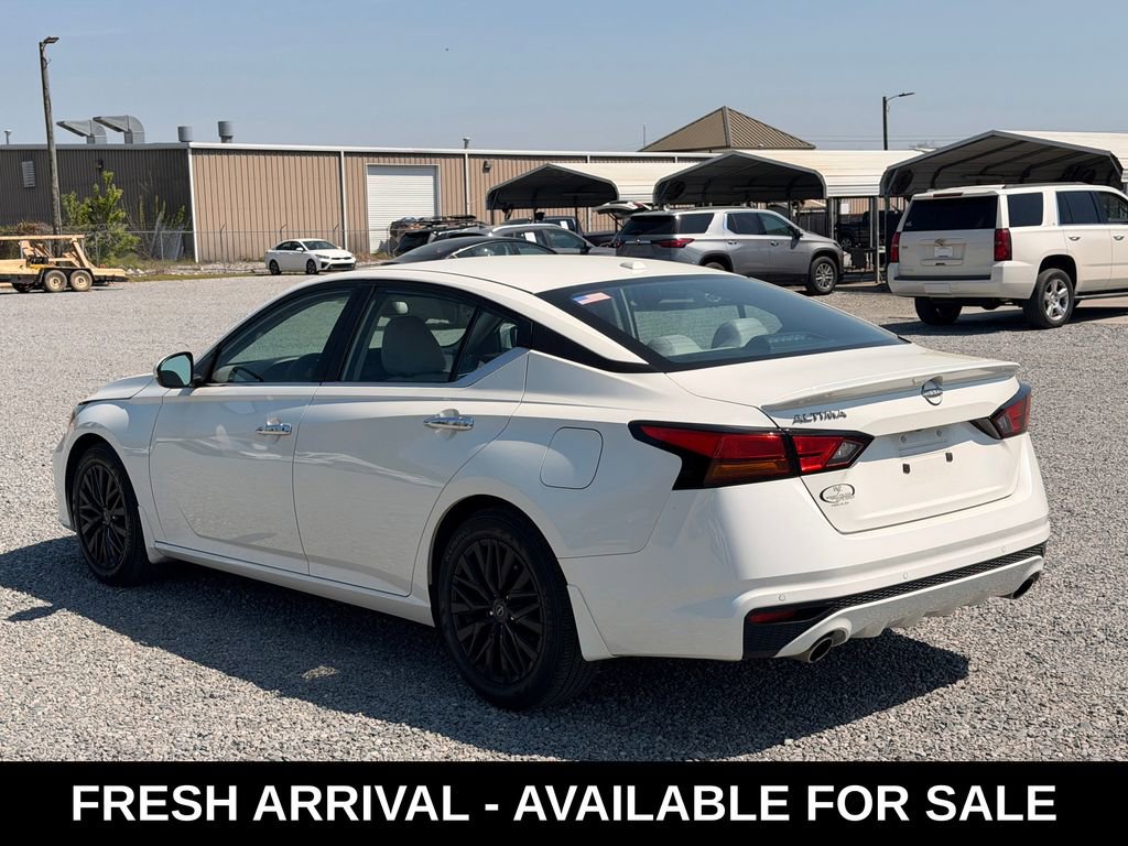 Used 2025 Nissan Altima 2.5 SV w/ SV Special Edition Package image 7