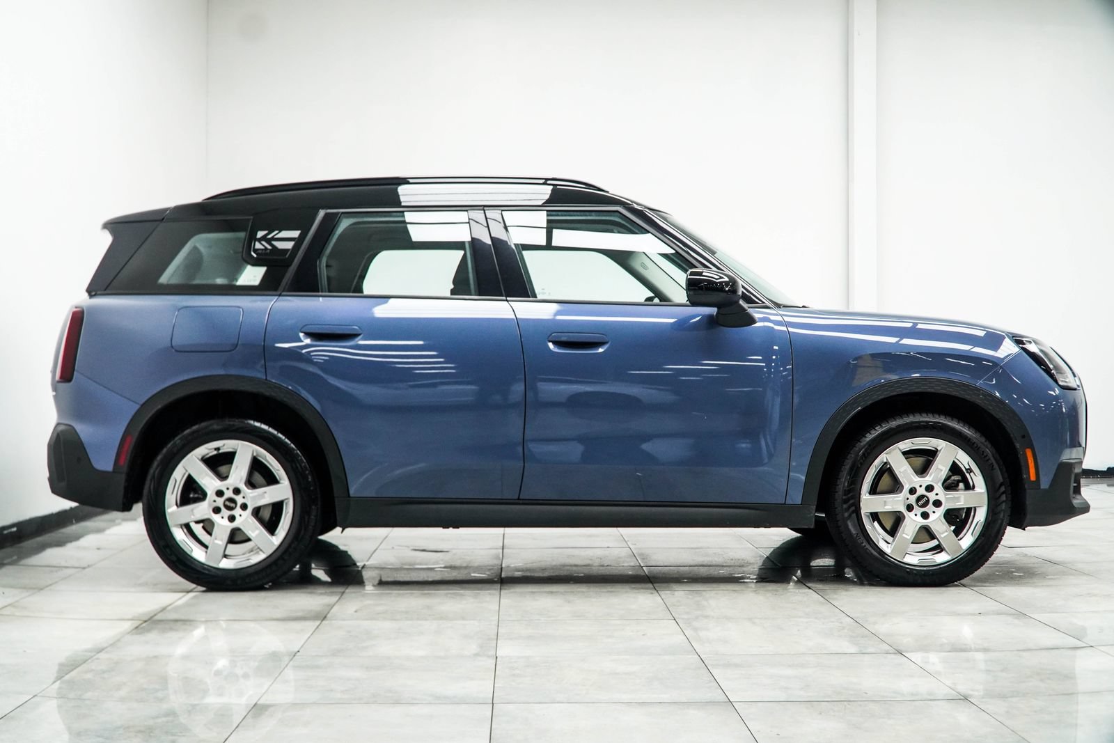 Used 2025 MINI Cooper Countryman S AWD/4WD image 8