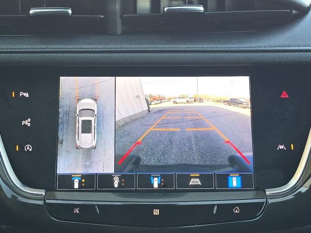 Used 2021 Cadillac XT6 Premium Luxury image 36