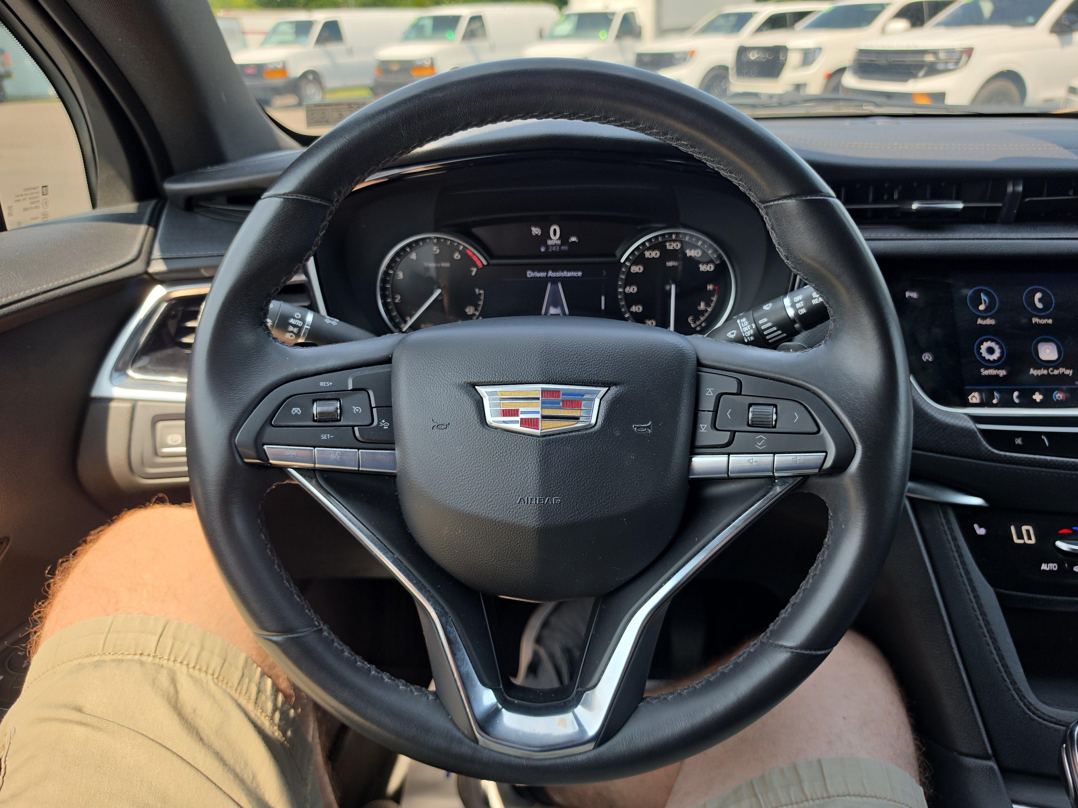 Used 2024 Cadillac XT6 Luxury w/ LPO, Floor Liner Package AWD/4WD image 21