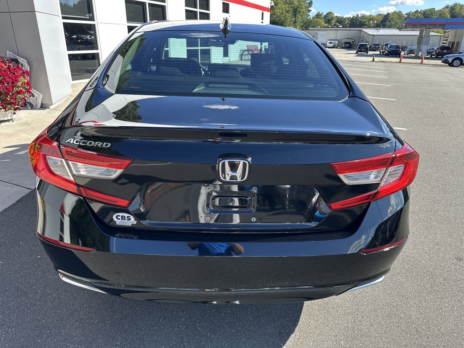Used 2019 Honda Accord LX image 7
