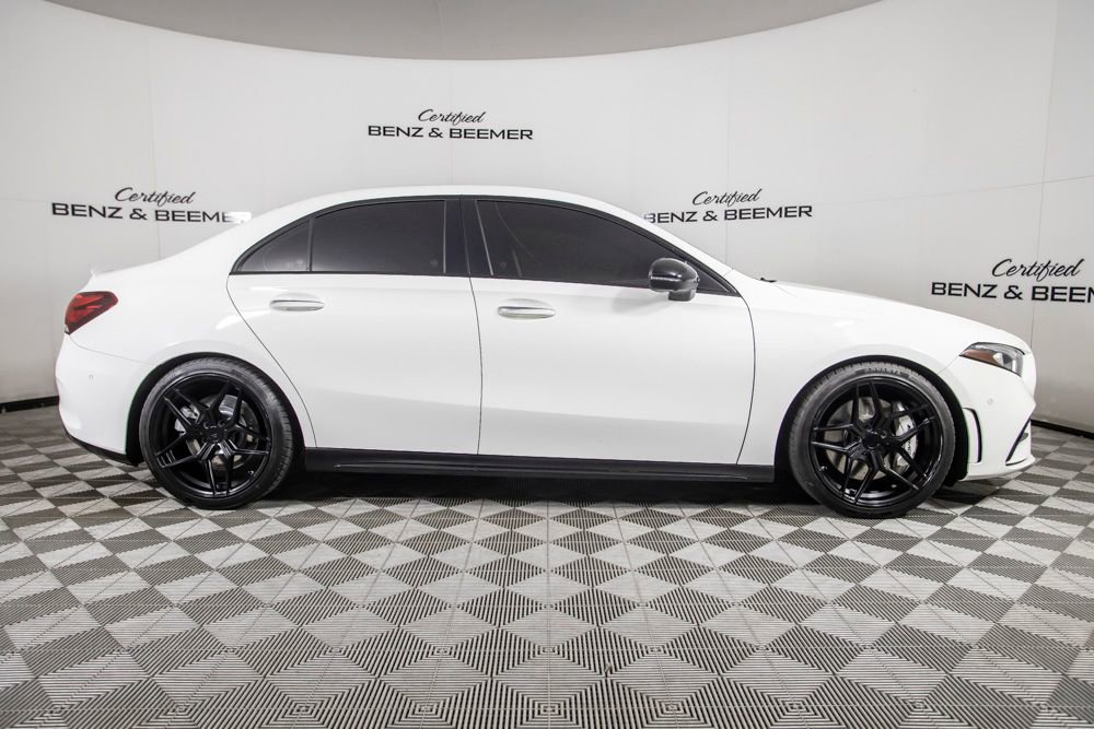 Used 2021 Mercedes-Benz A 35 AMG 4MATIC image 3