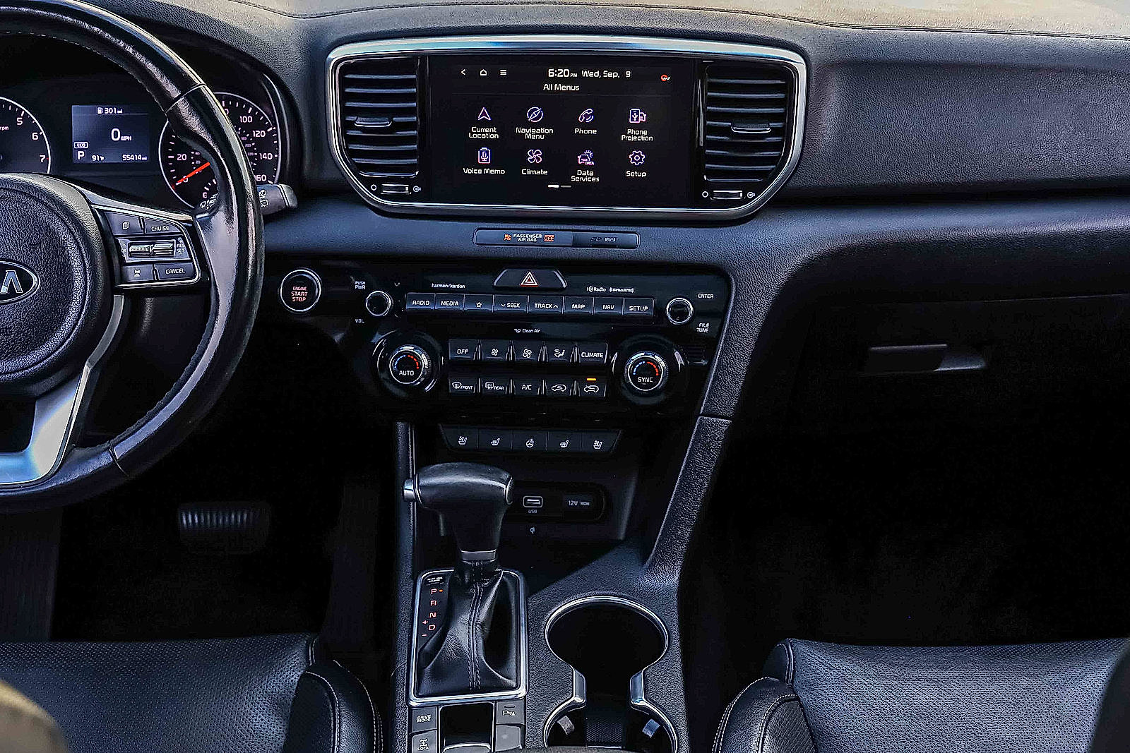 Certified 2022 Kia Sportage EX w/ EX Technology Package AWD/4WD image 10