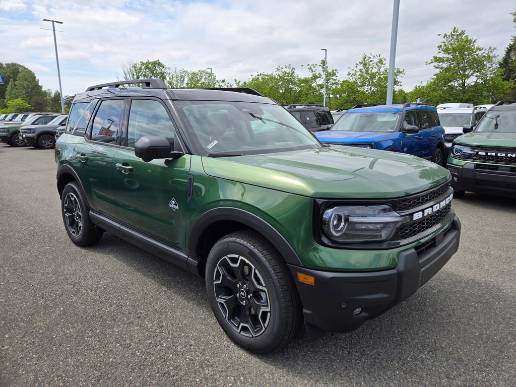 New 2025 Ford Bronco Sport Outer Banks w/ Outer Banks Tech Package+ image 3