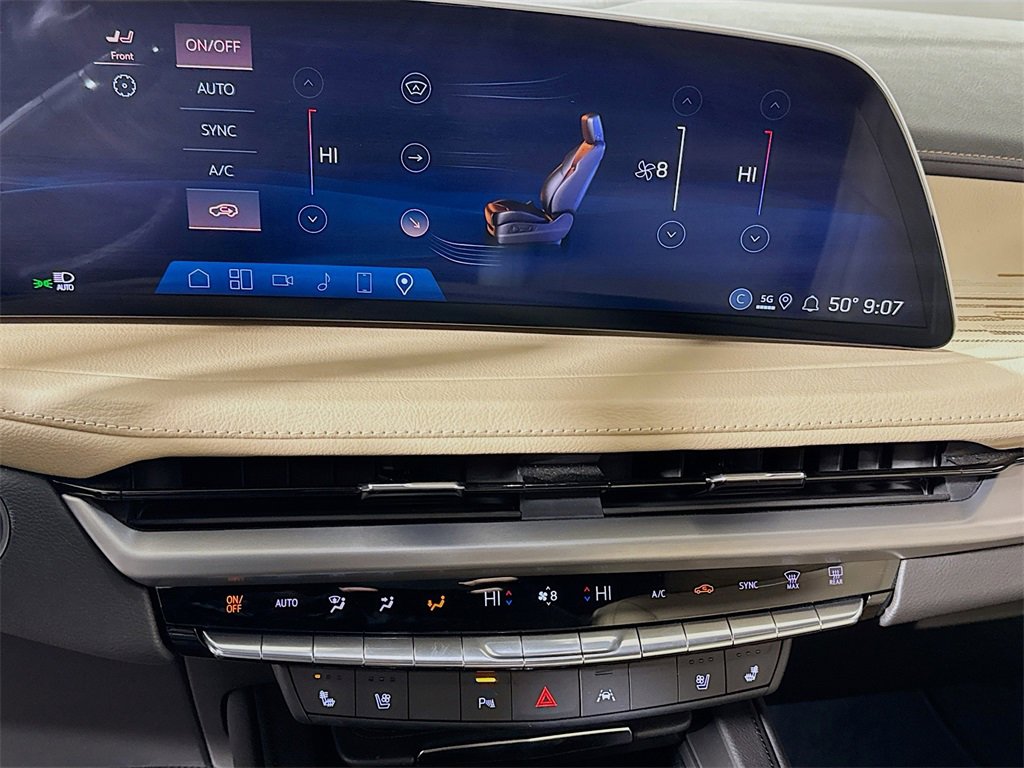 Certified 2025 Cadillac XT4 Premium Luxury image 14