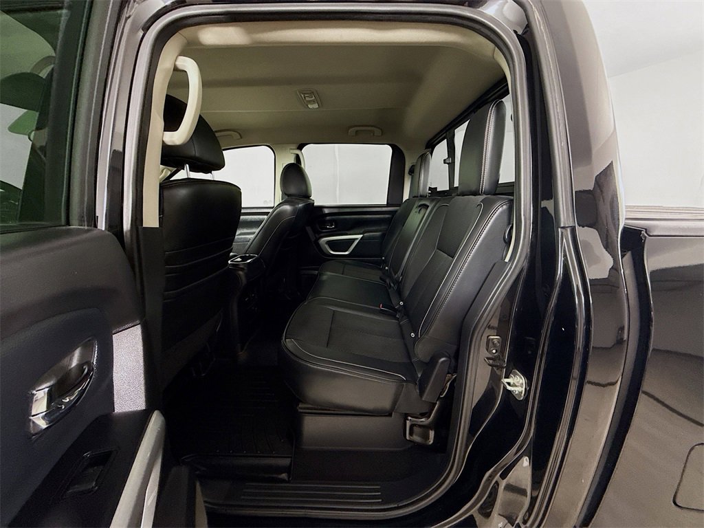 Used 2017 Nissan Titan PRO-4X image 25