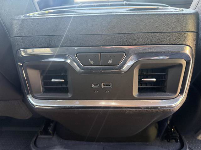 Used 2025 Chevrolet Silverado 1500 High Country w/ High Country Premium Package AWD/4WD image 30