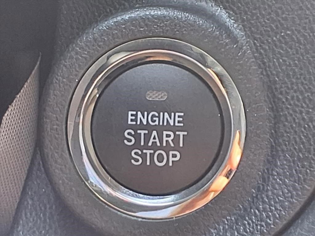 Used 2025 Subaru Outback Limited image 19