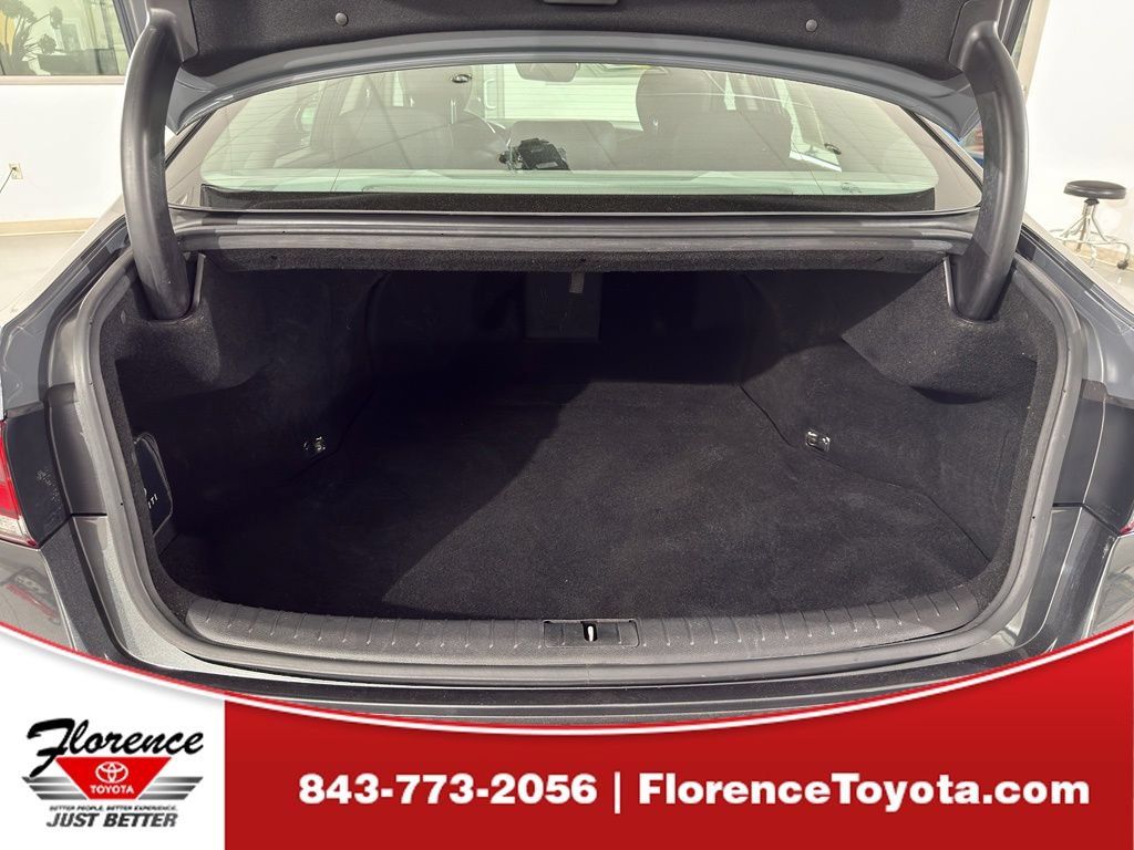 Used 2020 Genesis G80 3.8 RWD image 11