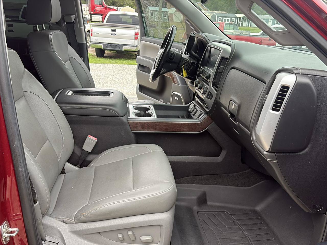 Used 2018 GMC Sierra 1500 SLT AWD/4WD image 17