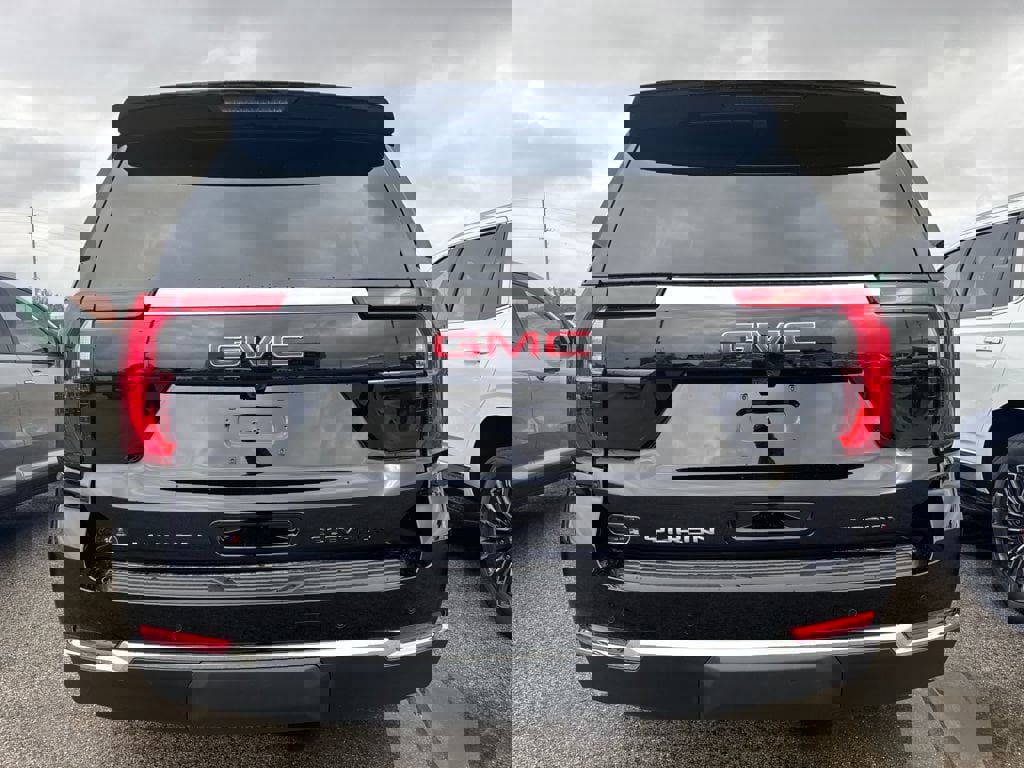 New 2026 GMC Yukon XL Elevation image 8