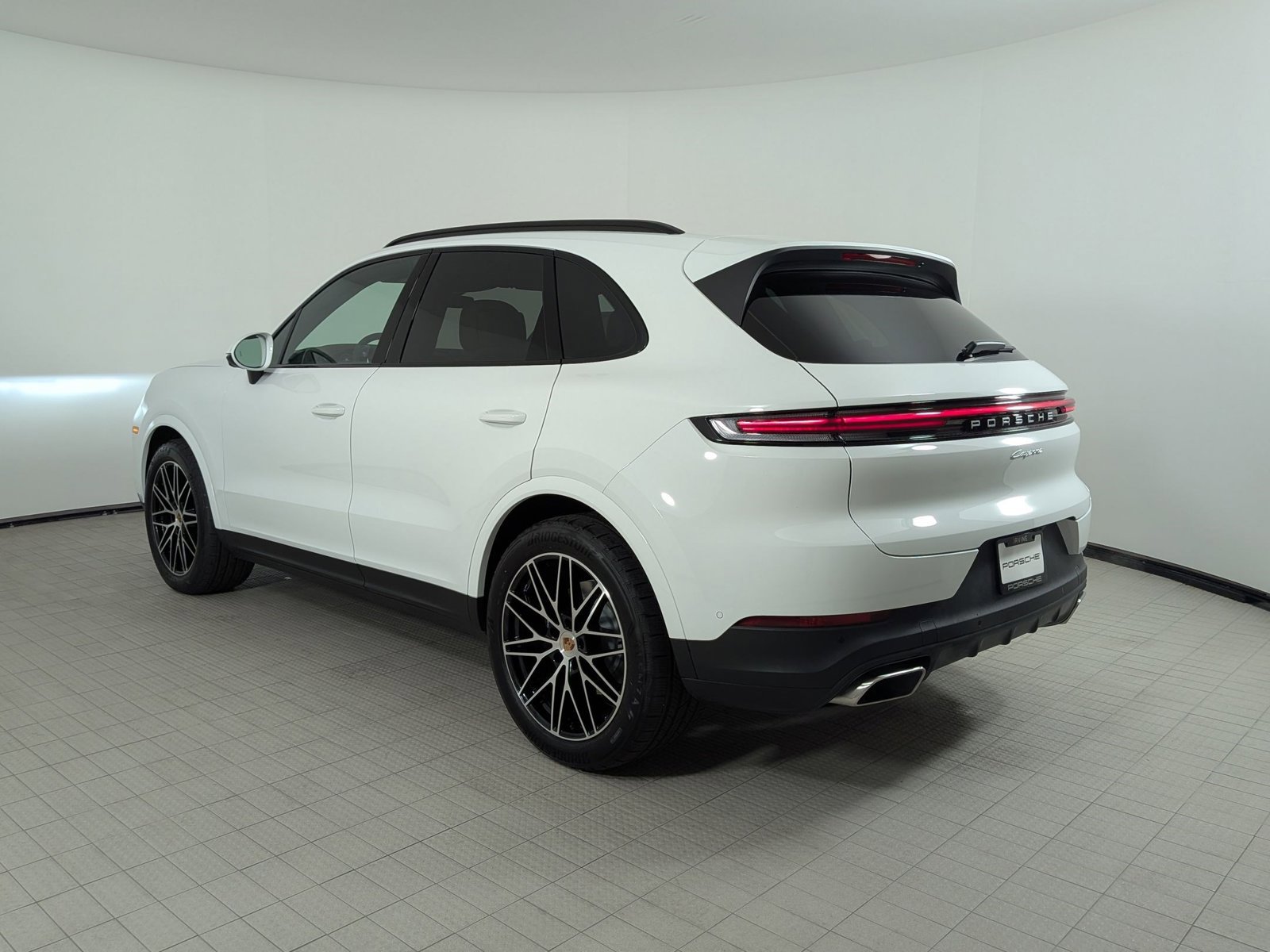 New 2026 Porsche Cayenne AWD/4WD image 3