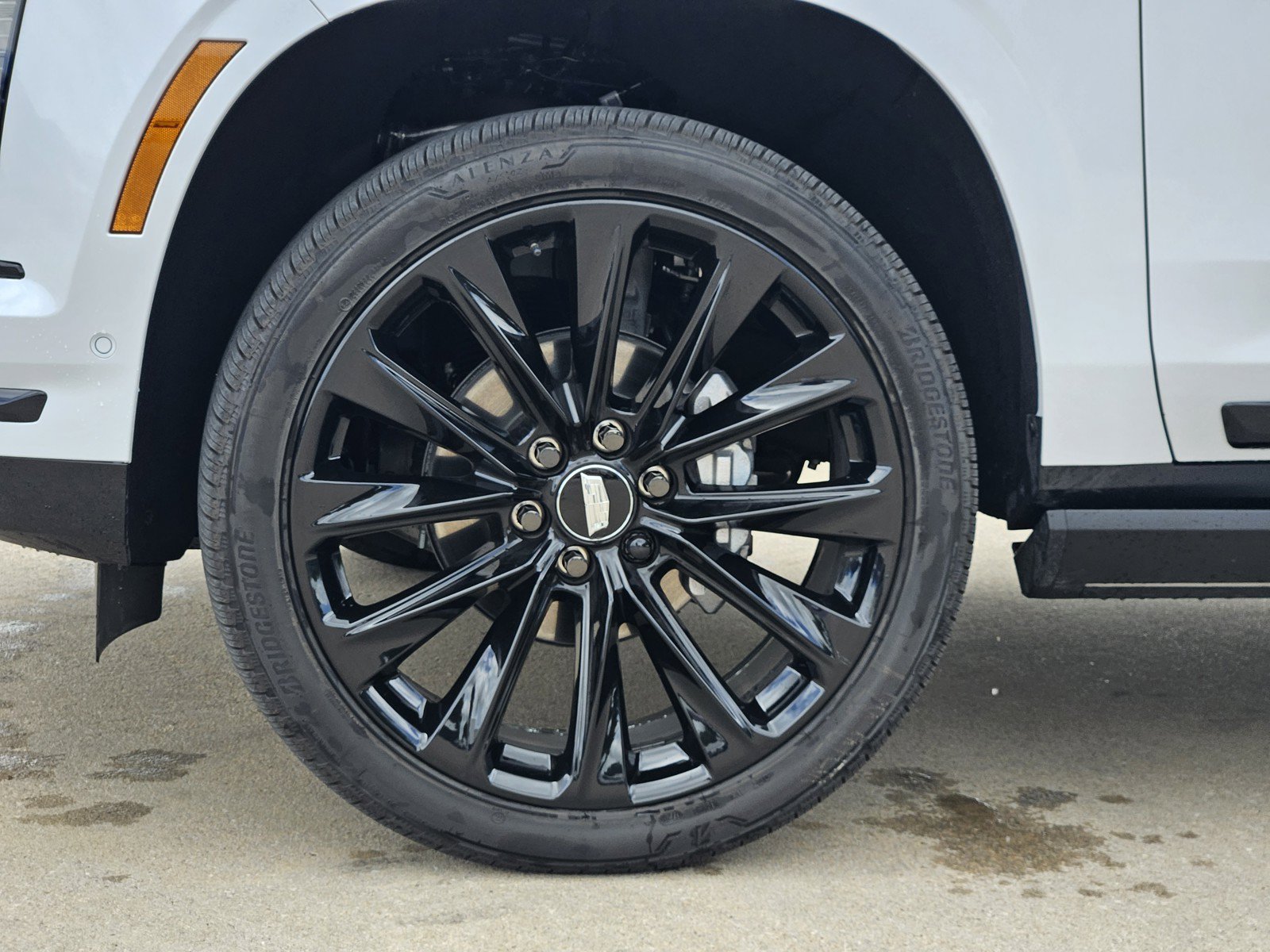 New 2026 Cadillac Escalade Platinum Sport w/ LPO, ONYX Package AWD/4WD image 7
