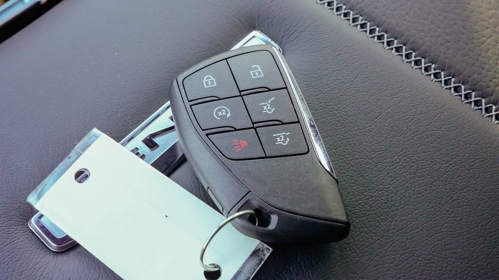 New 2026 GMC Yukon XL Denali w/ Advanced Technology Package image 29