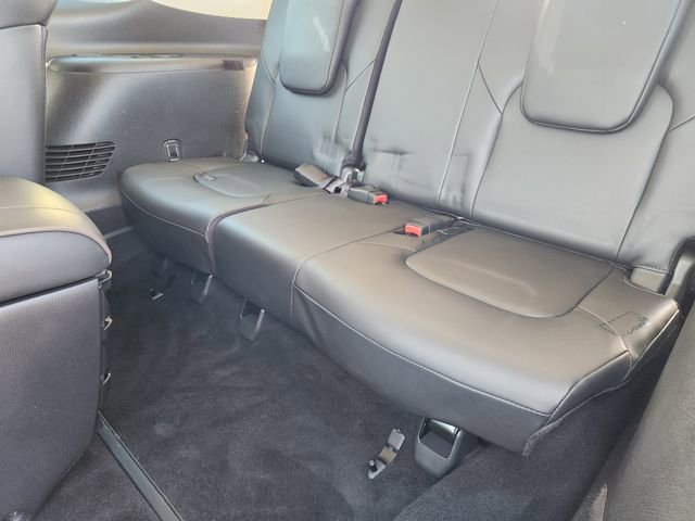 Used 2023 Nissan Armada Platinum w/ Captain's Chairs Package image 33