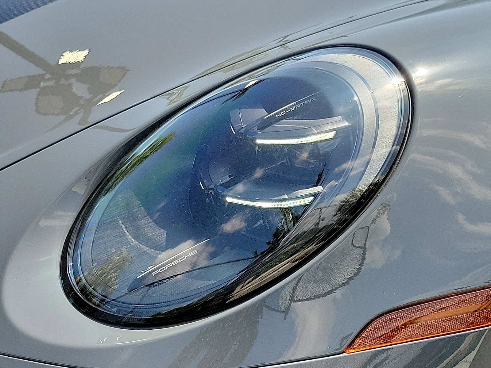 Certified 2025 Porsche 911 GT3 image 33