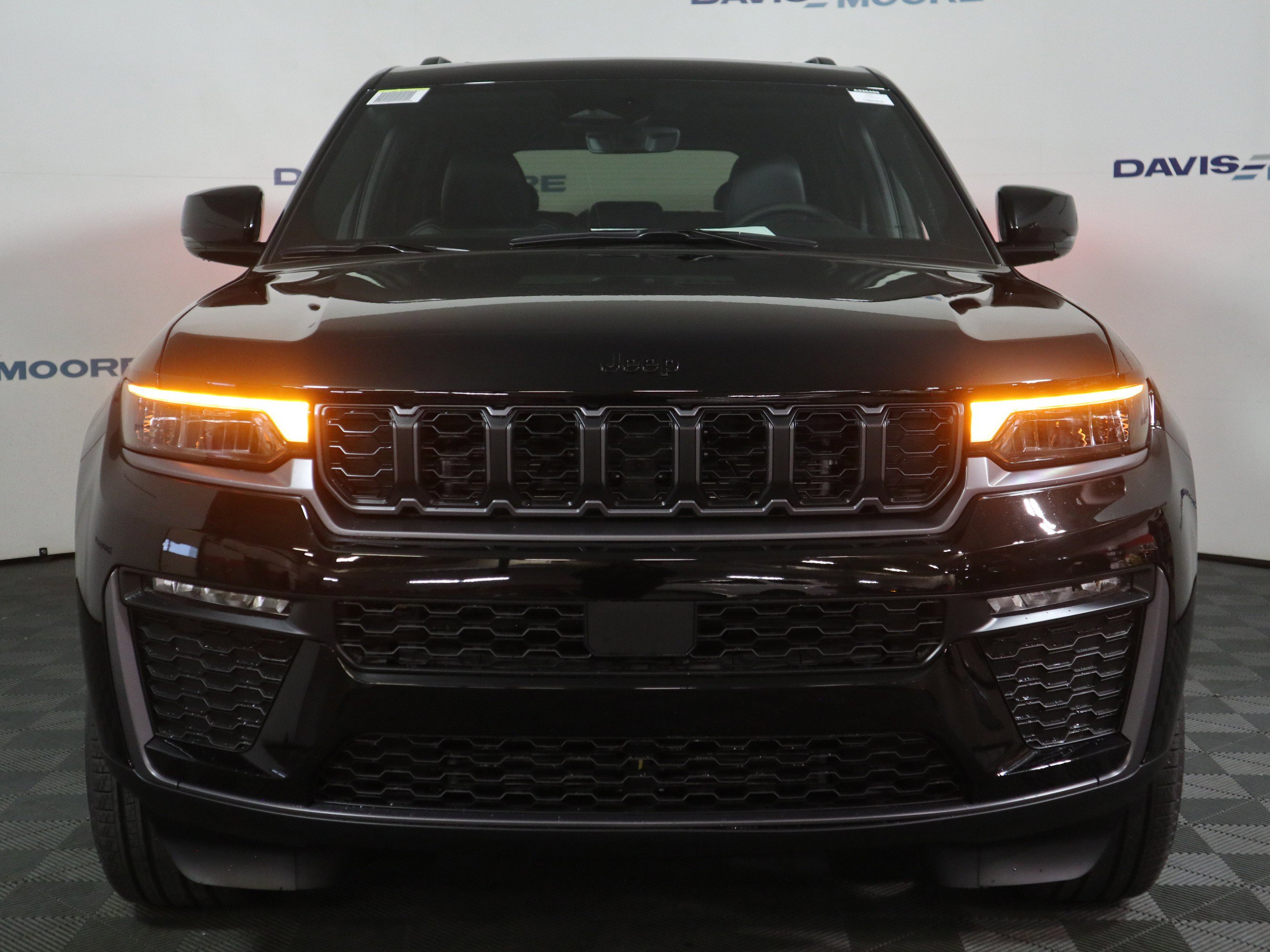 New 2026 Jeep Grand Cherokee Limited AWD/4WD image 13