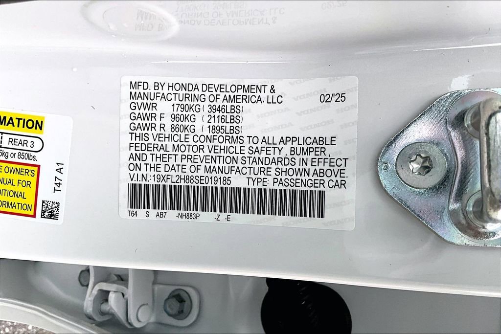 Used 2025 Honda Civic Sport image 16