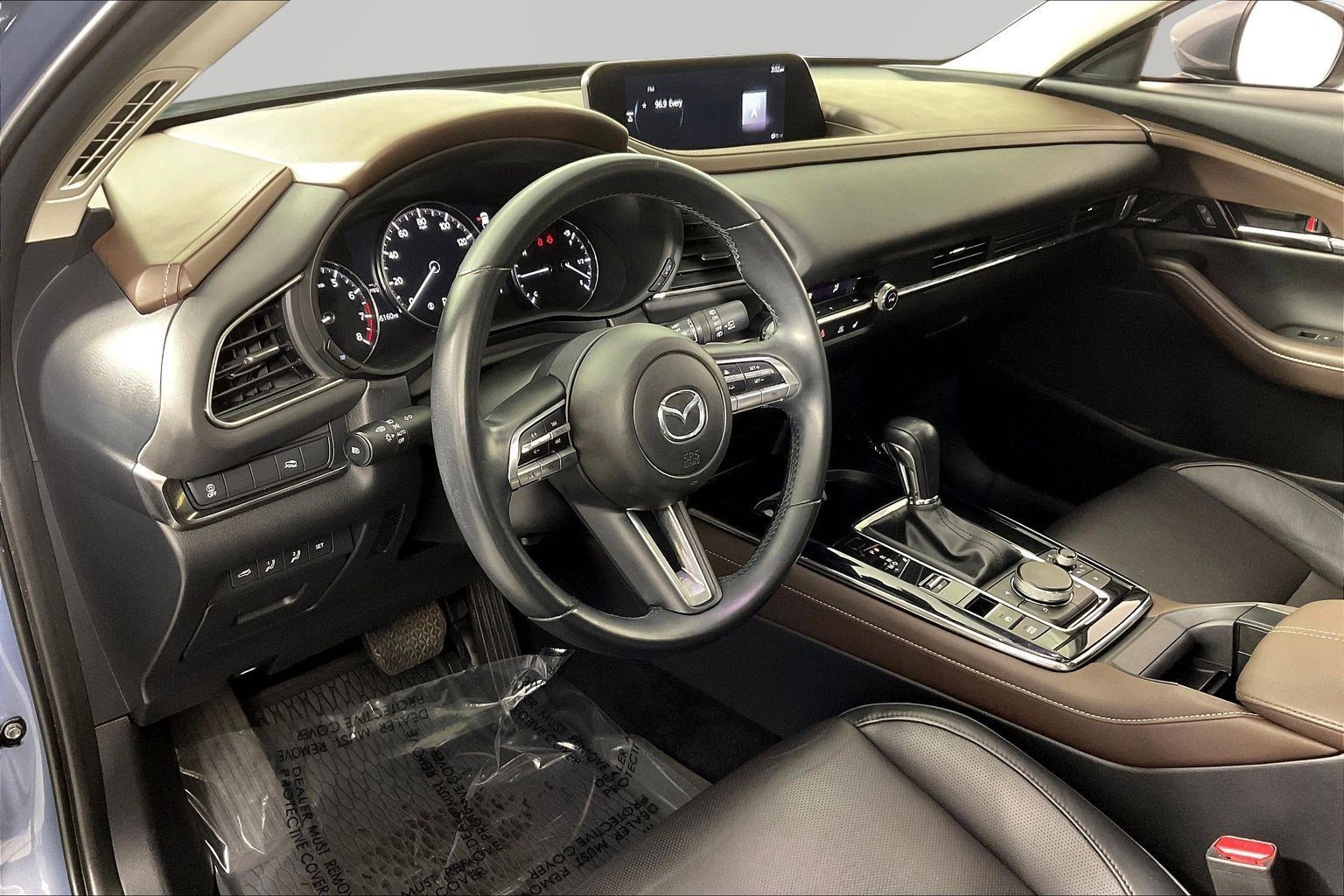 Used 2021 MAZDA CX-30 AWD 2.5 S w/ Premium Package image 17