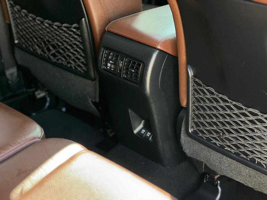 Used 2020 Toyota 4Runner Limited image 32