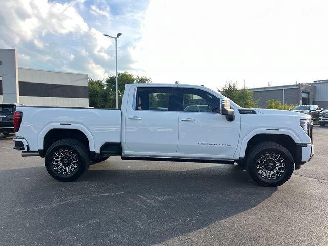 Used 2024 GMC Sierra 2500 Denali Ultimate w/ Max Trailering Package AWD/4WD image 8